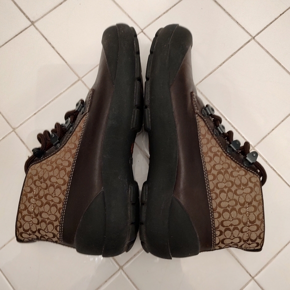 Coach leather and canvas logo booties size 7M EUC - Picture 4 of 10